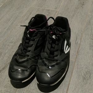 Softball cleats